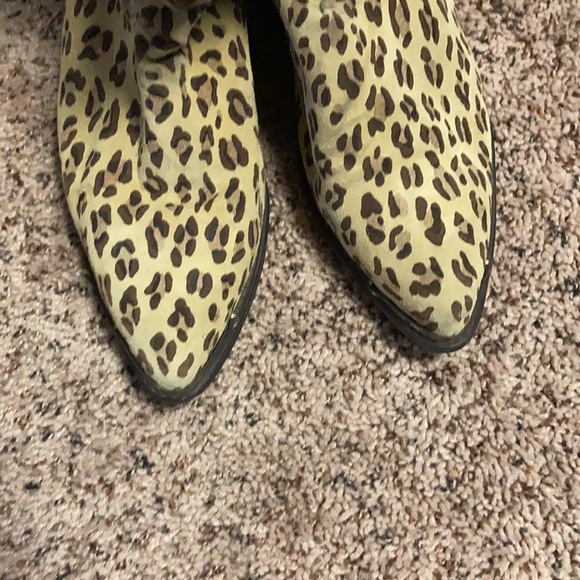 Dingo 7.5 shorty leopard brown boot clean nice shape - Picture 2 of 5